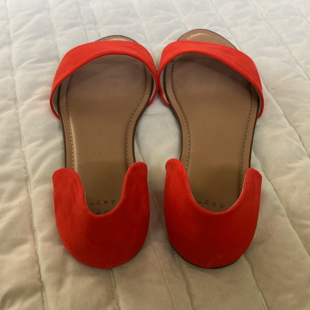 A New Day red sandal - Picture 3 of 5